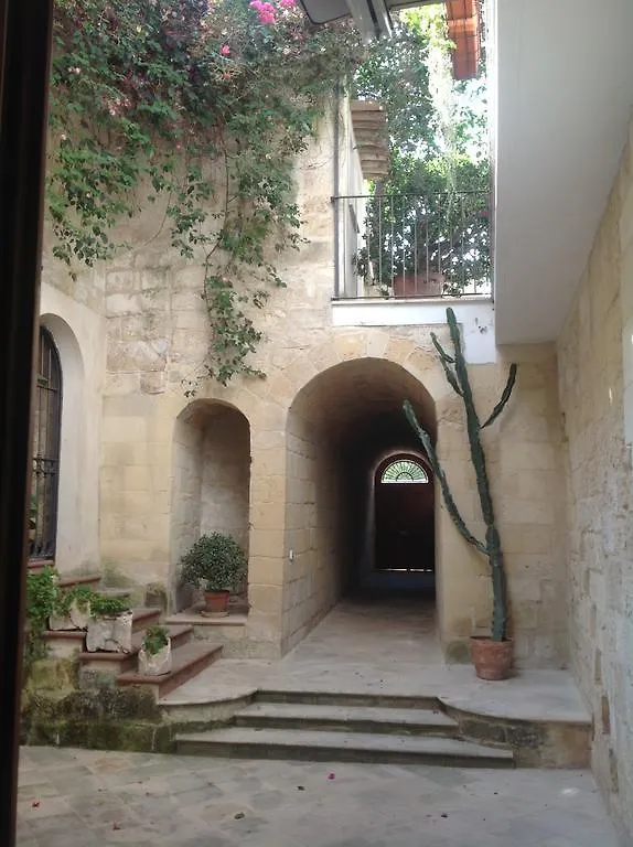 Le Antiche Mura Lecce 0*,  Italia