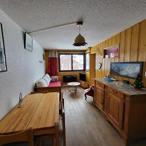 https://les-mlzes.fr-provencehotel.com